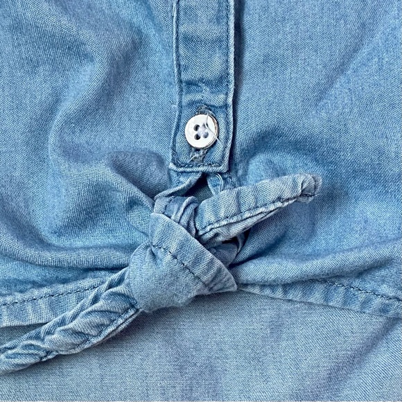 OLD NAVY girls chambray tie-front top - Picture 3 of 7